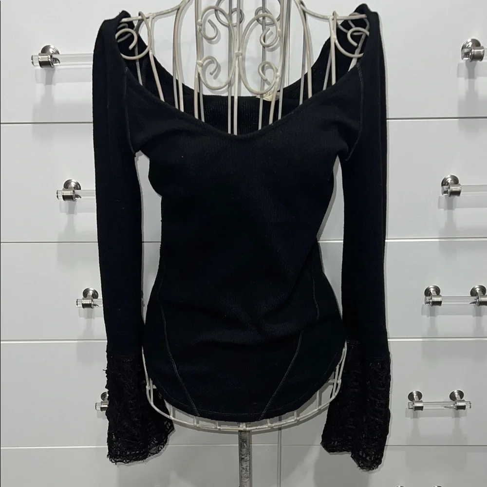 Free People Juliet Lace Up Bell Sleeve Cuff Thermal Top, size S
